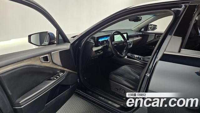 Kia K8 2022 — photo 13