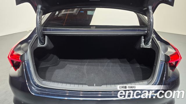 Kia K8 2022 — photo 26