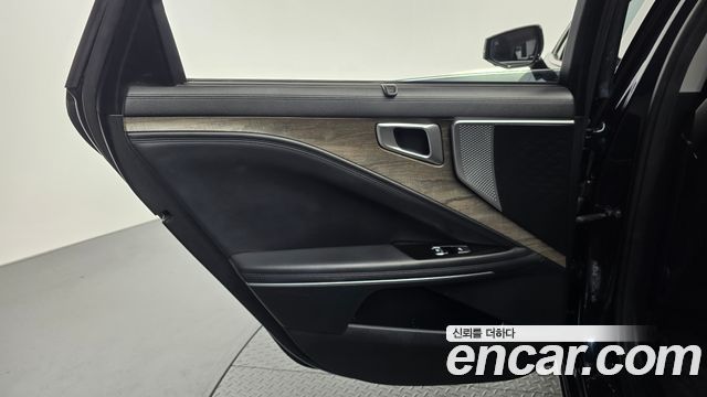 Kia K8 2022 — photo 15