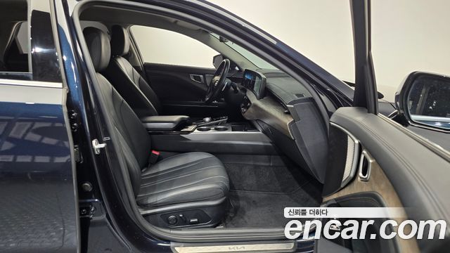 Kia K8 2022 — photo 16