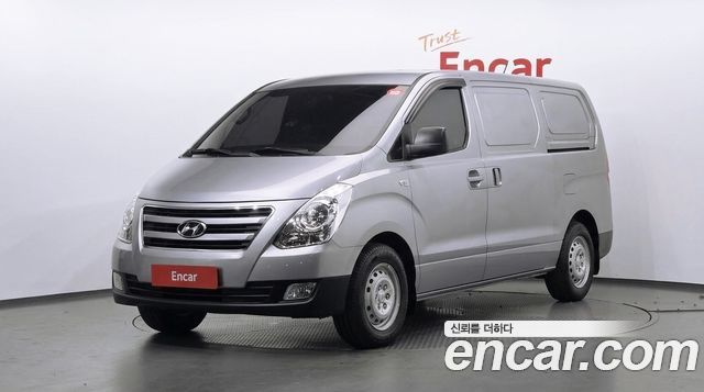 Hyundai Starex 2018 — photo 1
