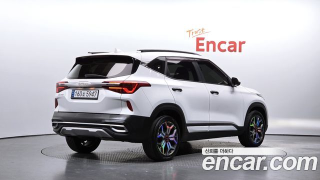 Kia Seltos 2022 — photo 2