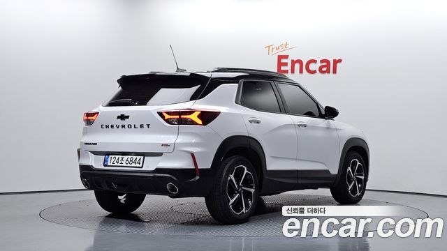 Chevrolet Korea Trailblazer 2023 — photo 2