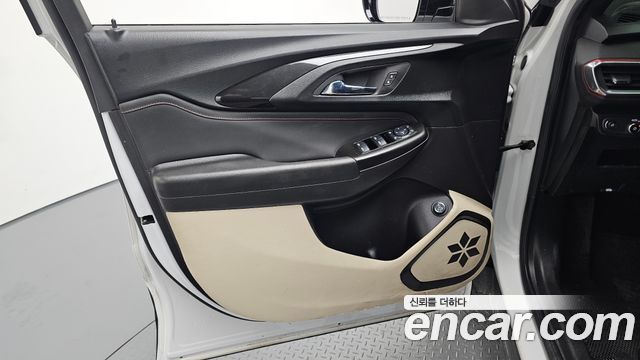 Chevrolet Korea Trailblazer 2023 — photo 14