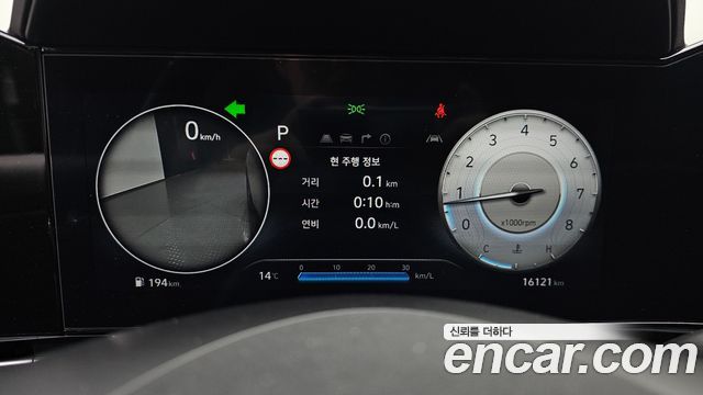 Hyundai AVANTE 2024 — photo 11