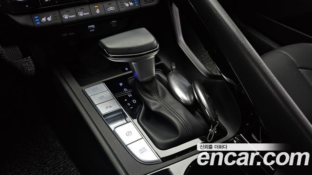 Hyundai AVANTE 2024 — photo 12