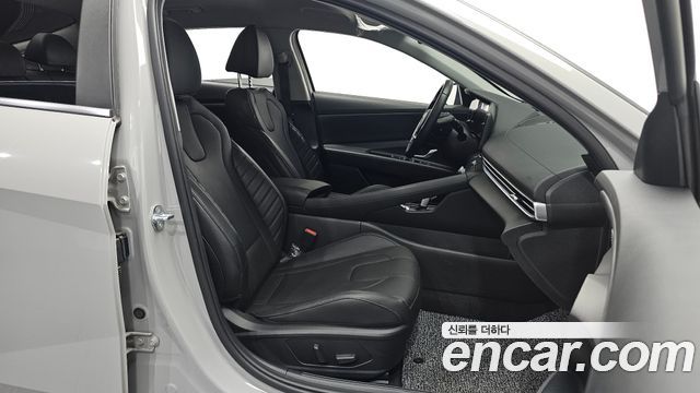 Hyundai AVANTE 2024 — photo 13