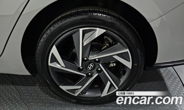 Hyundai AVANTE 2024 — photo 7