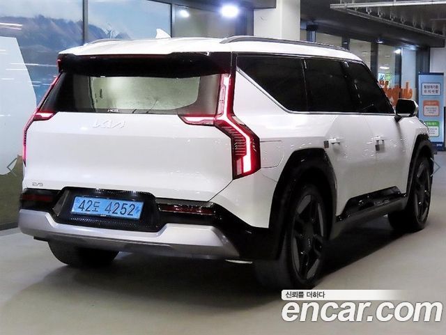 Kia EV9 2024 — photo 4