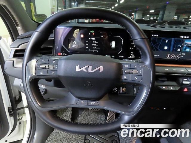 Kia EV9 2024 — photo 8