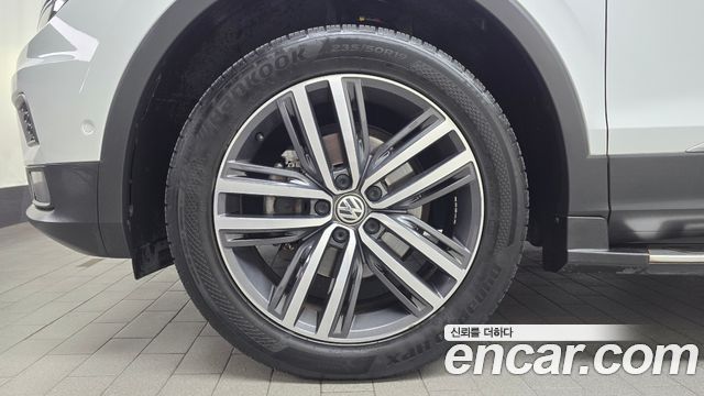 Volkswagen Tiguan 2020 — photo 5