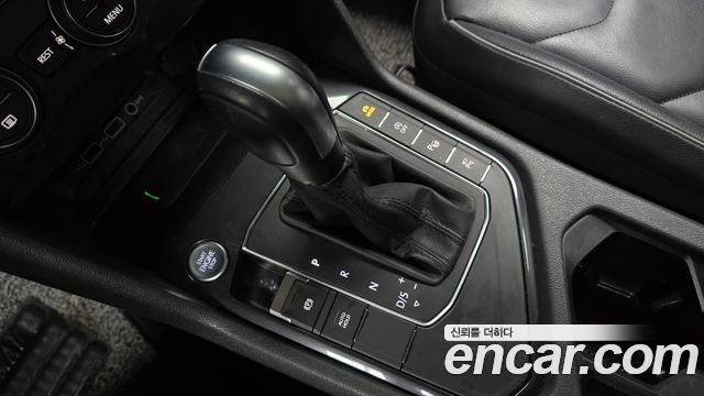 Volkswagen Tiguan 2020 — photo 12