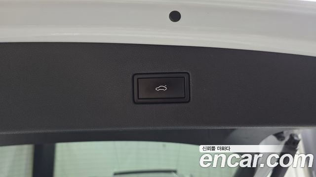 Volkswagen Tiguan 2020 — photo 35
