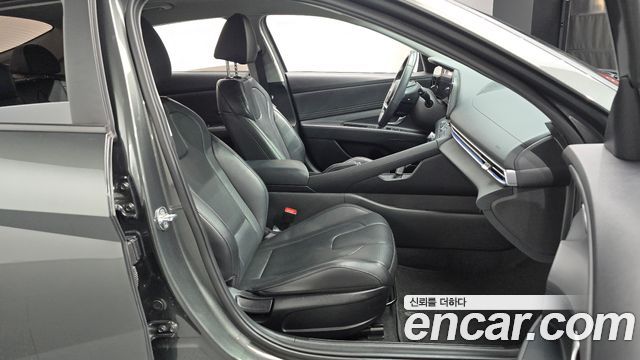 Hyundai AVANTE 2023 — photo 12