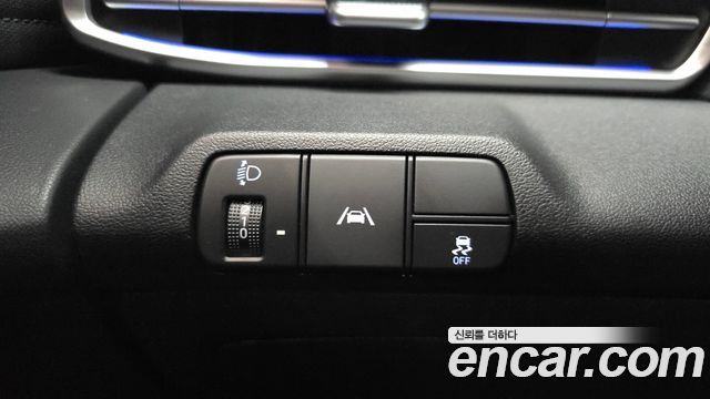 Hyundai AVANTE 2023 — photo 18