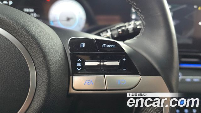 Hyundai AVANTE 2023 — photo 19