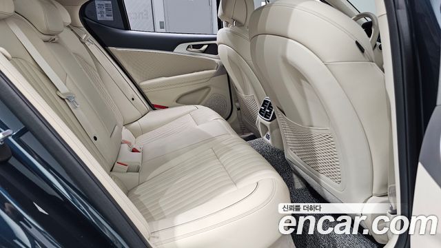 Genesis G70 2024 — photo 17