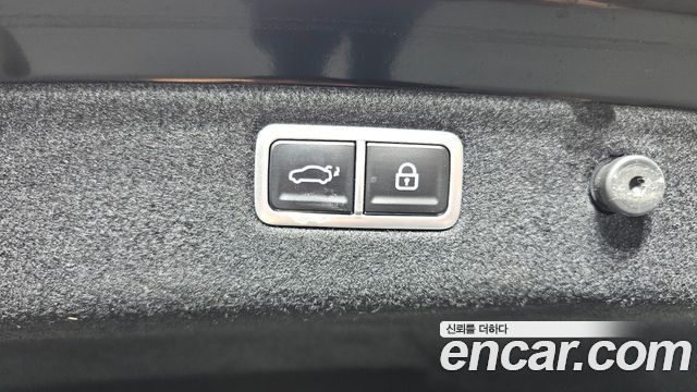 Genesis G70 2024 — photo 25