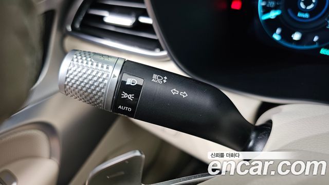 Genesis G70 2024 — photo 32