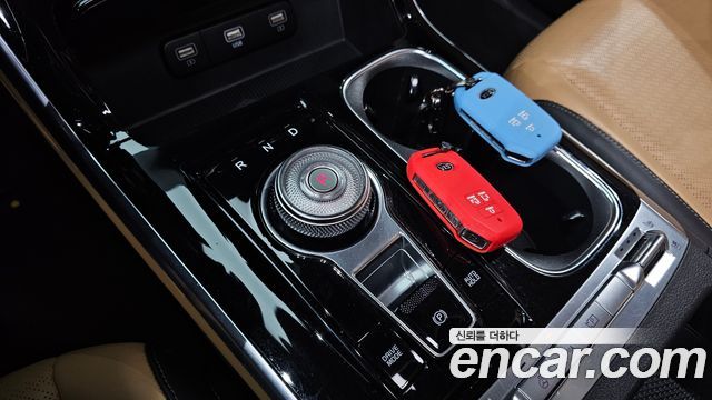 Kia Canival 2021 — photo 12
