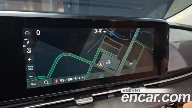 Kia Canival 2021 — photo 21