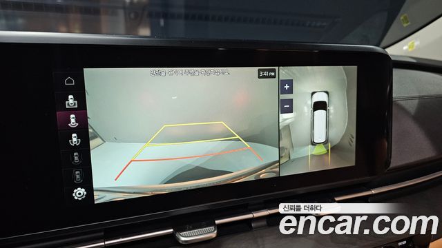 Kia Canival 2021 — photo 22