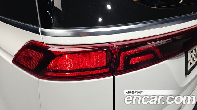 Kia Canival 2021 — photo 9