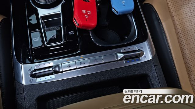 Kia Canival 2021 — photo 29
