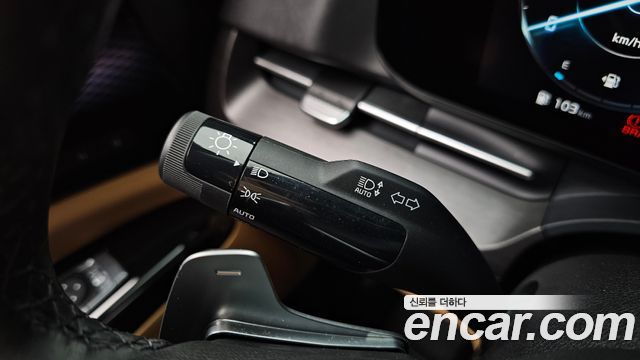 Kia Canival 2021 — photo 34
