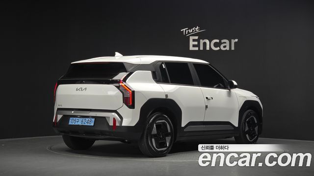 Kia EV3 2025 — photo 2