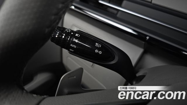 Hyundai Staria 2025 — photo 36