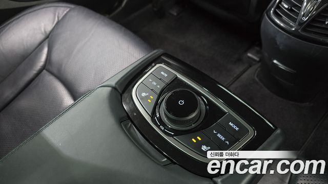 Hyundai Grandeur 2015 — photo 22
