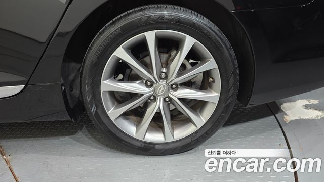 Hyundai Grandeur 2015 — photo 7