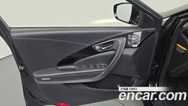 Hyundai Grandeur 2015 — photo 14