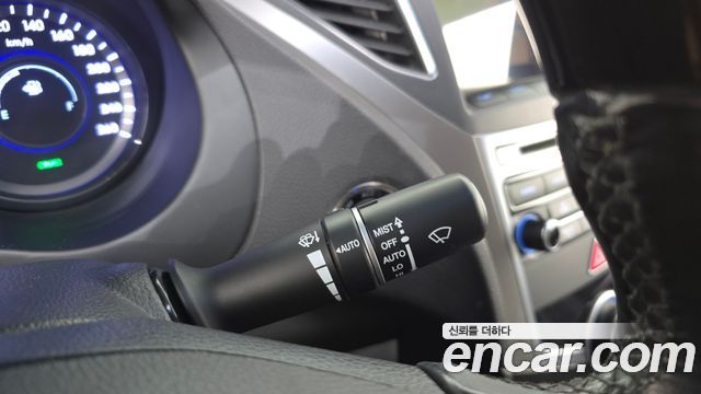 Hyundai Grandeur 2015 — photo 29