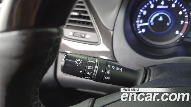 Hyundai Grandeur 2015 — photo 33
