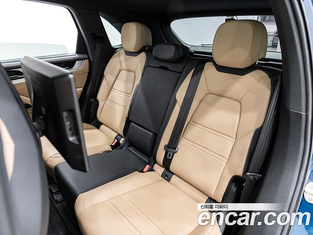 Porsche Cayenne 2024 — photo 18