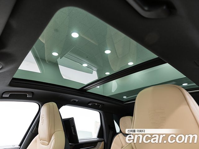 Porsche Cayenne 2024 — photo 19