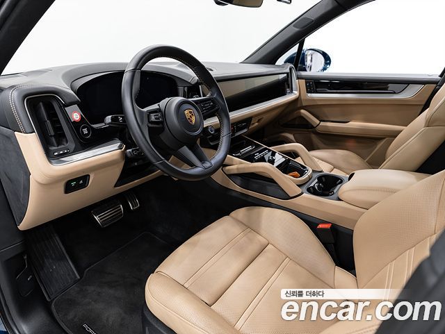 Porsche Cayenne 2024 — photo 20