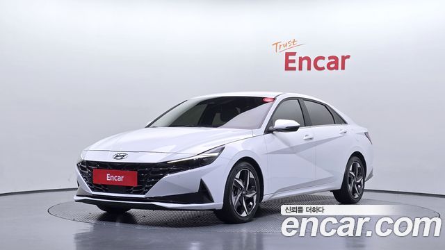 Hyundai AVANTE 2023 — photo 1