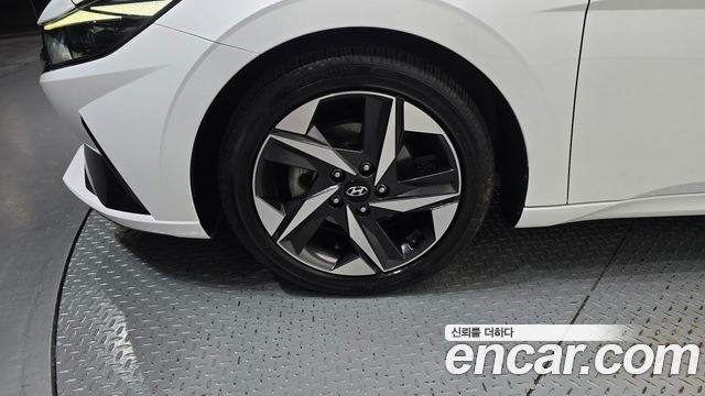 Hyundai AVANTE 2023 — photo 5