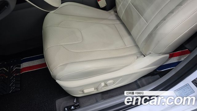 Hyundai AVANTE 2023 — photo 28