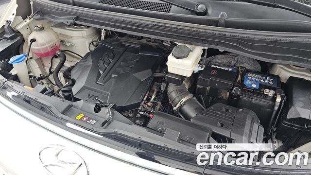 Hyundai Staria 2023 — photo 6