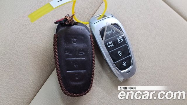 Hyundai Staria 2023 — photo 20