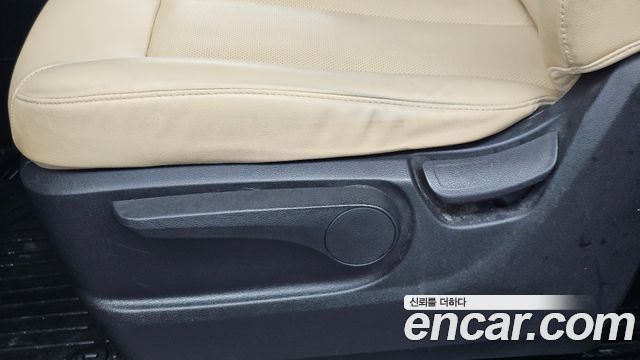 Hyundai Staria 2023 — photo 25