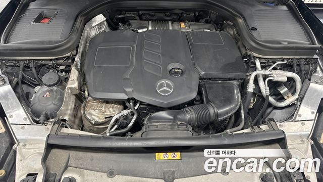 Mercedes-Benz GLC-Class 2022 — photo 6