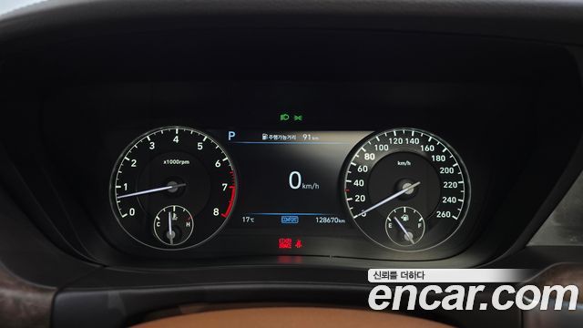 Genesis G90 2019 — photo 11