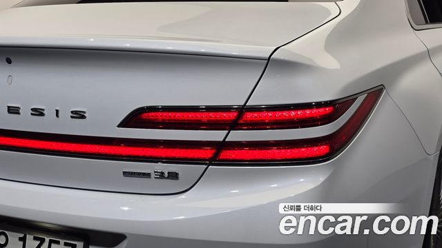 Genesis G90 2019 — photo 9