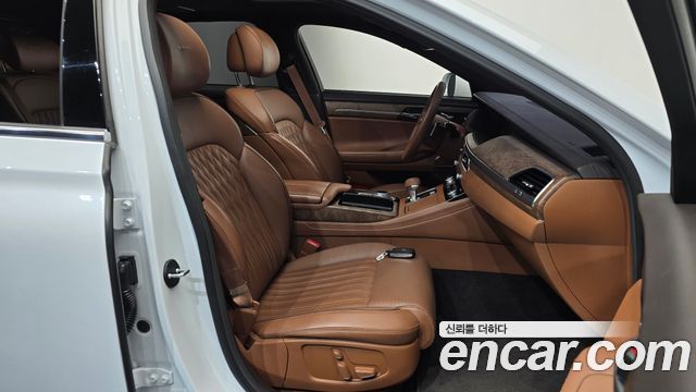 Genesis G90 2019 — photo 16