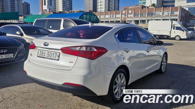 Kia K3 2013 — photo 2